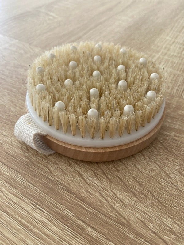 NATRL Body Dry Scrubbing Brush