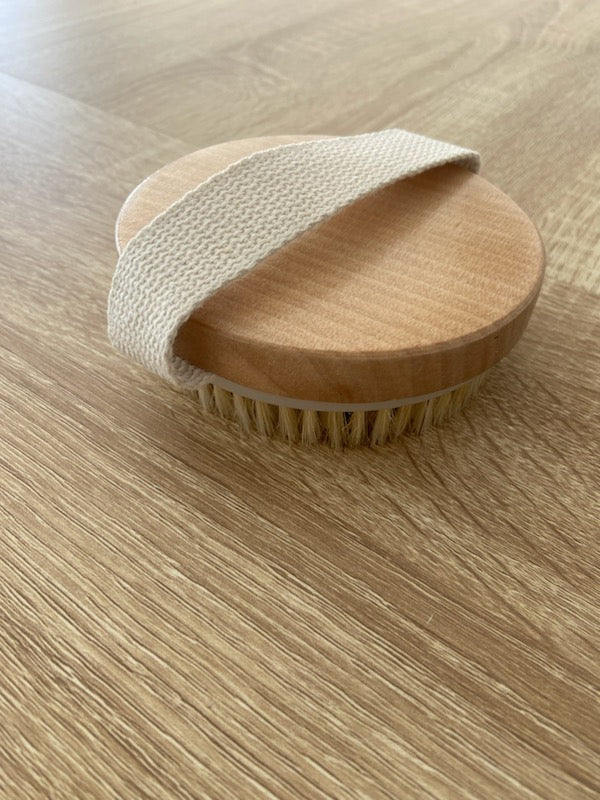 NATRL Body Dry Scrubbing Brush